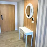6 Pietro Seaside Apartment Kolobrzeg