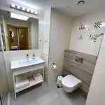 6 Pietro Seaside Apartment Kolobrzeg