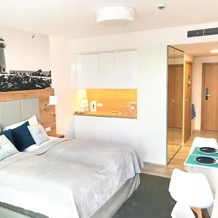 6 Pietro Seaside アパート *