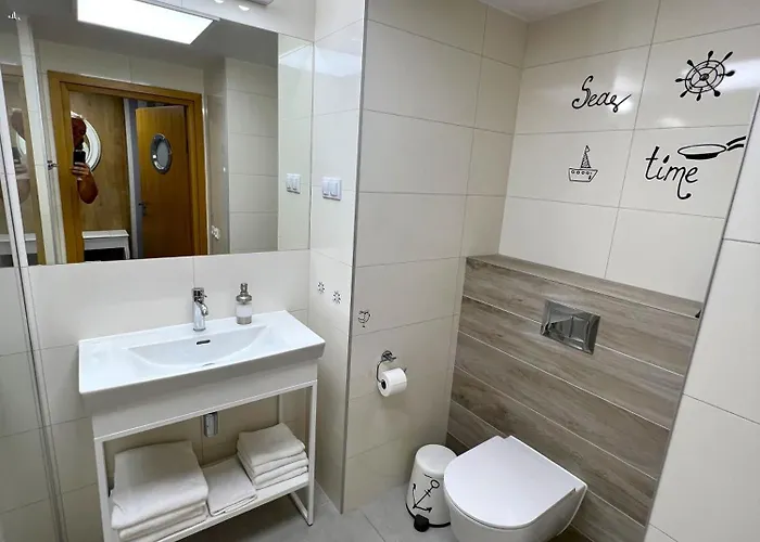 6 Pietro Seaside Apartment Kolobrzeg